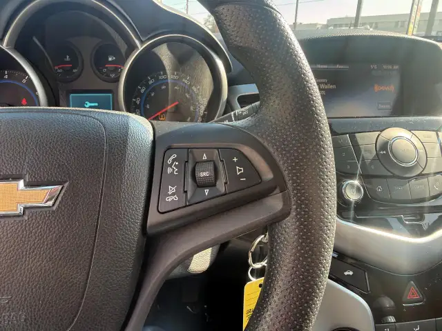 2015 Chevrolet Cruze 1LT - Photo 12