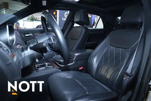 2015 CHRYSLER 300C PLATINUM - Photo 9