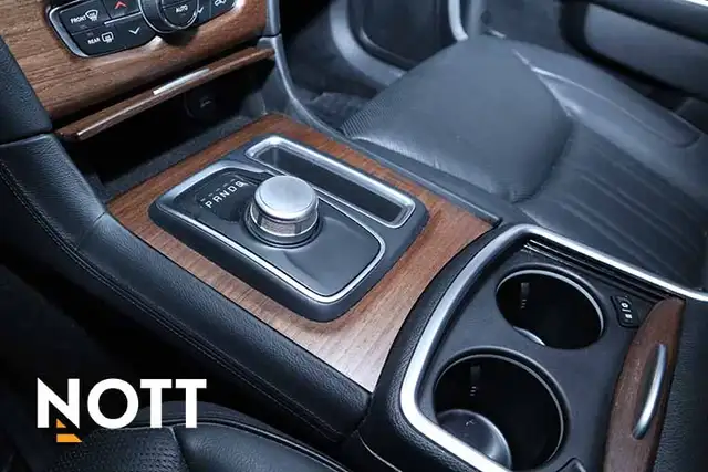 2015 CHRYSLER 300C PLATINUM - Photo 13