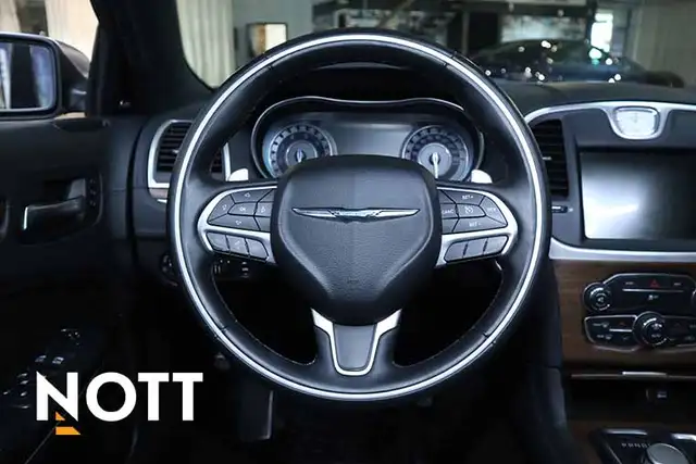 2015 CHRYSLER 300C PLATINUM - Photo 16