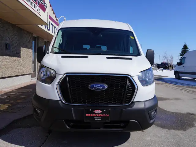 2024 Ford Transit Passenger Wagon T-350 148 Med Roof XL AWD - LO - Photo 9