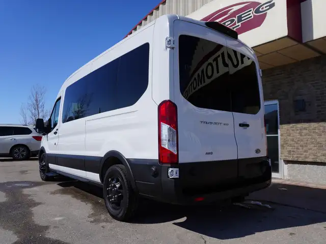 2024 Ford Transit Passenger Wagon T-350 148 Med Roof XL AWD - LO - Photo 13