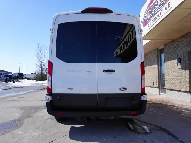 2024 Ford Transit Passenger Wagon T-350 148 Med Roof XL AWD - LO - Photo 16