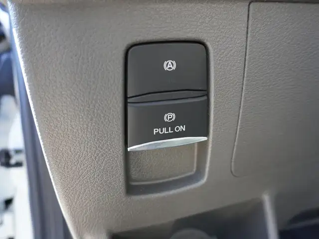 2024 Ford Transit Passenger Wagon T-350 148 Med Roof XL AWD - LO - Photo 26