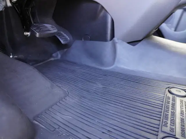 2024 Ford Transit Passenger Wagon T-350 148 Med Roof XL AWD - LO - Photo 29