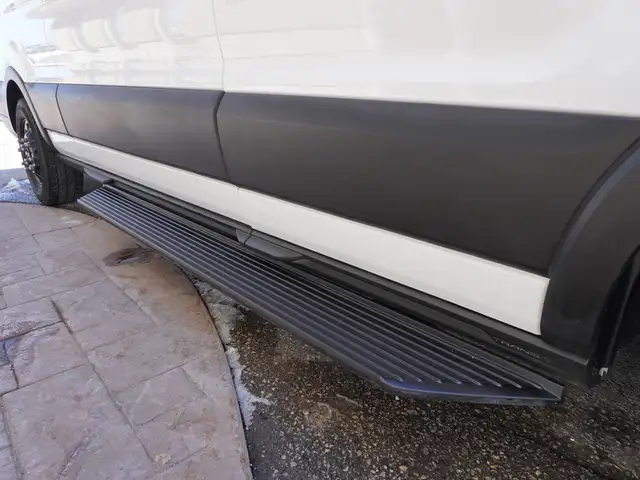 2024 Ford Transit Passenger Wagon T-350 148 Med Roof XL AWD - LO - Photo 42