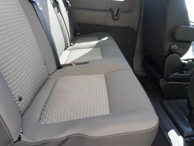 2024 Ford Transit Passenger Wagon T-350 148 Med Roof XL AWD - LO - Photo 49