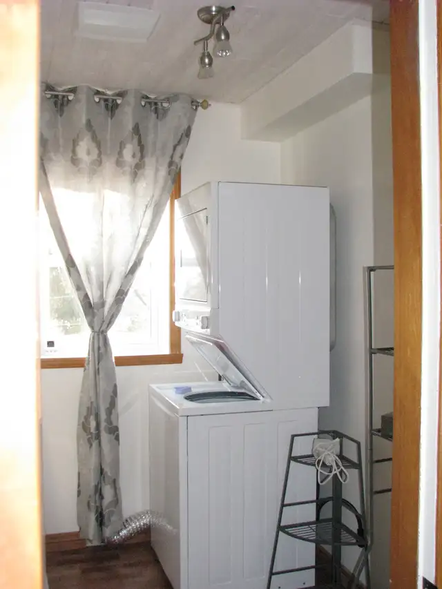 6 1/2 -VIEUX NORD - 2e étage d'un duplex - Photo 8