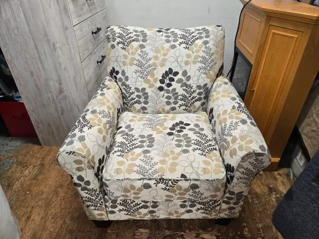 Makonnen Accent Chair