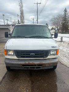 Ford Van E-250 - Photo 4