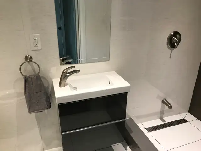 Student Rooms Near McMaster - All Inclusive & Maid Service - Photo 4