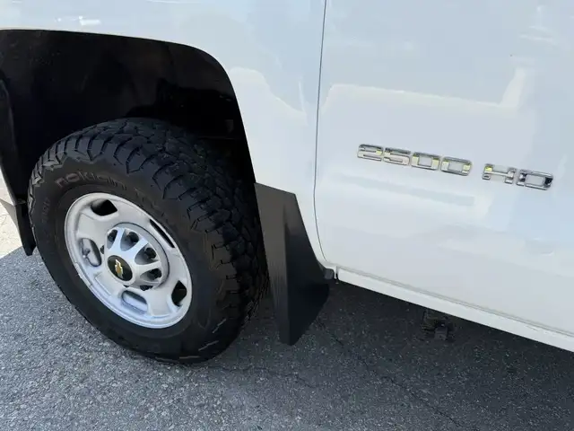 2016 Chevrolet Silverado 2500 - Photo 16
