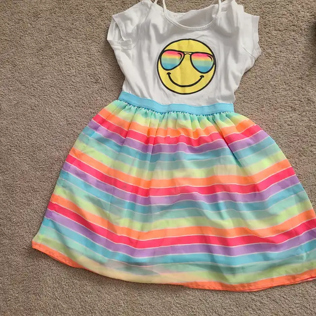 Youth girl dress Size 10/12 - Photo 4