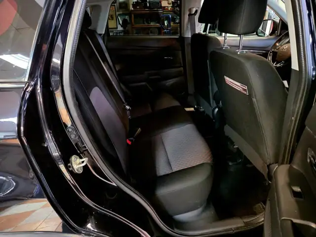 2017 Mitsubishi RVR Black Edition Backup Camera/Bluetooth/All... - Photo 17