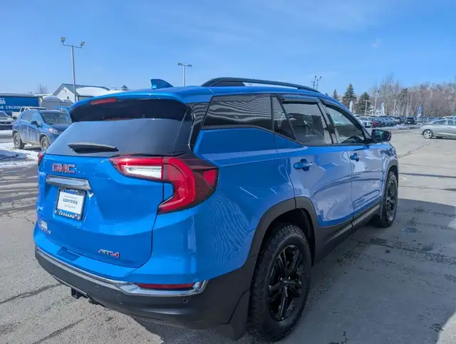 2024 GMC Terrain AT4, AWD, CUIR, VOLANT ET SIEGES CHAUFFANTS - Photo 7