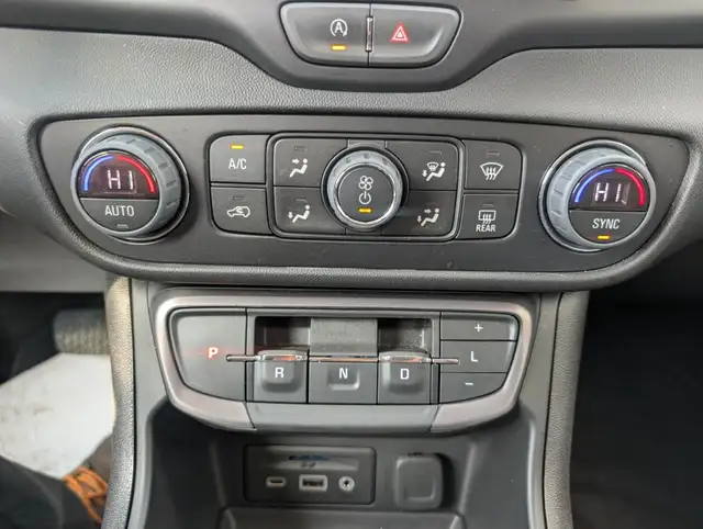 2024 GMC Terrain AT4, AWD, CUIR, VOLANT ET SIEGES CHAUFFANTS - Photo 19