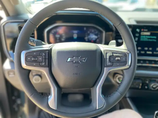 2026 Chevrolet Silverado 1500 LT Trail Boss Leather|Heated Seats - Photo 4