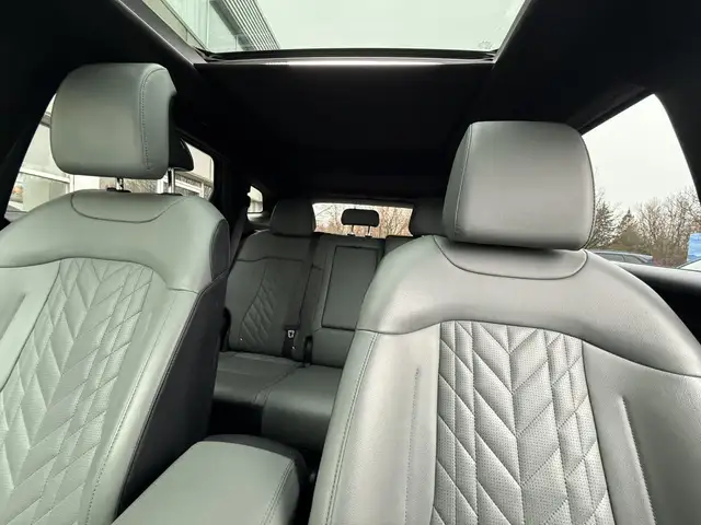 2023 KIA Sportage X-Line Limited AWD w/Black Interior for sale - Photo 10