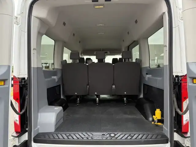2019 Ford Transit - Photo 17