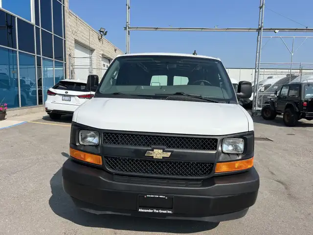 2017 Chevrolet Express Express 2500 -CARGO-  Extended - Photo 3