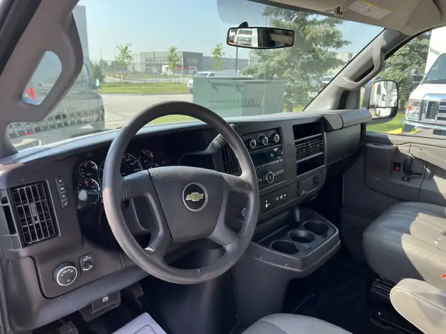 2017 Chevrolet Express Express 2500 -CARGO-  Extended - Photo 15