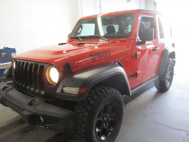 2023 Jeep Wrangler Willys Sport - Photo 2