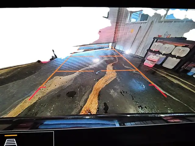 2023 Buick Envision Essence Essence | Save $13,545 vs New - Photo 18