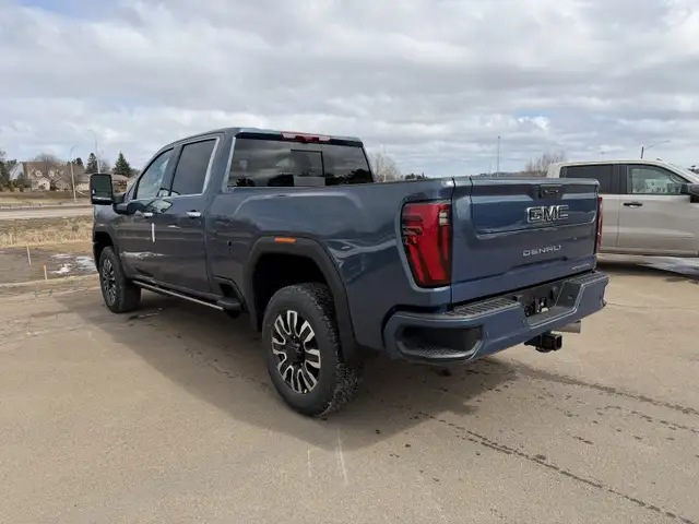 2026 GMC Sierra 2500HD Denali Ultimate - Leather Seats - $927 B/ - Photo 4