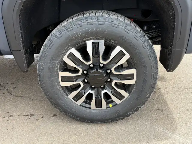 2026 GMC Sierra 2500HD Denali Ultimate - Leather Seats - $927 B/ - Photo 5