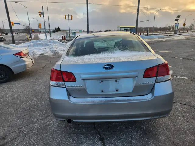 2012 SUBARU LEGACY 2.5I - Photo 5