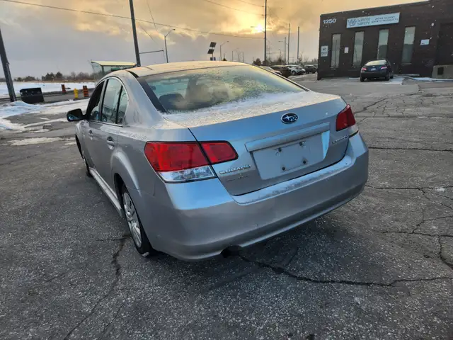 2012 SUBARU LEGACY 2.5I - Photo 6