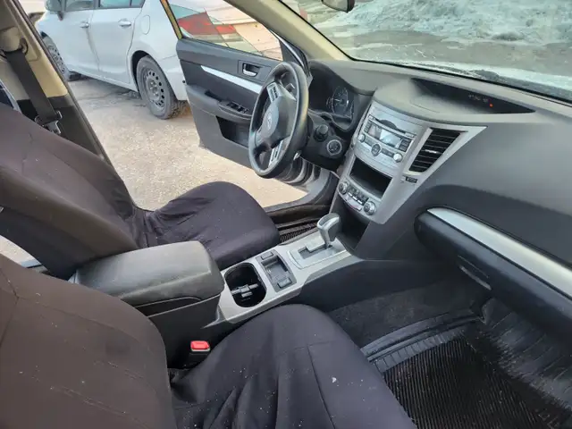 2012 SUBARU LEGACY 2.5I - Photo 19