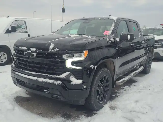 2024 Chevrolet Silverado 1500 RST RST/5.3L V8/PWR BUCKETS/12K...