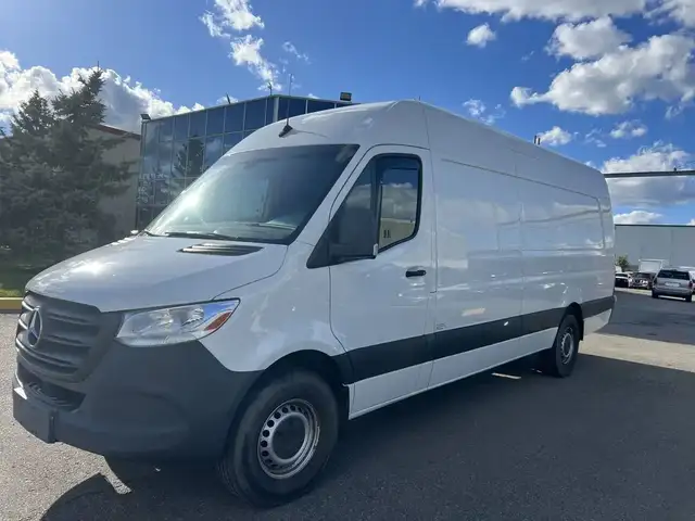 2019 Mercedes-Benz Sprinter Van Sprinter 2500 - Cargo