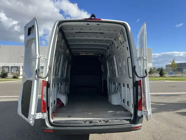 2019 Mercedes-Benz Sprinter Van Sprinter 2500 - Cargo - Photo 13