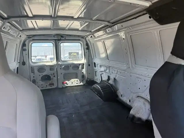 2014 Ford E 250 CARGO - Photo 11