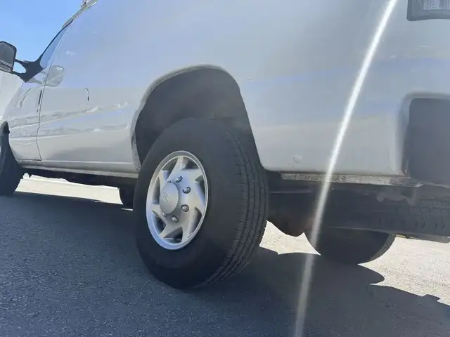 2014 Ford E 250 CARGO - Photo 16