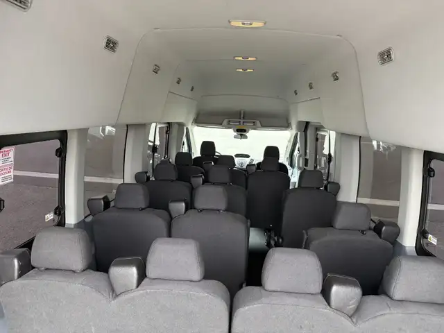 2015 Ford Transit Wagon T350HD XLT 15 Passenger - Photo 9