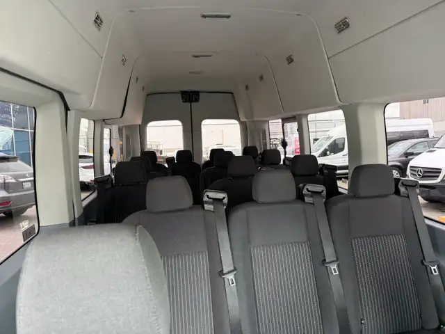 2015 Ford Transit Wagon T350HD XLT 15 Passenger - Photo 13