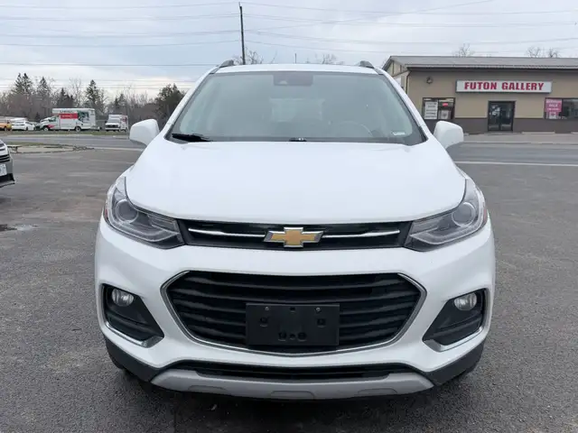 2019 Chevrolet Trax - Photo 2