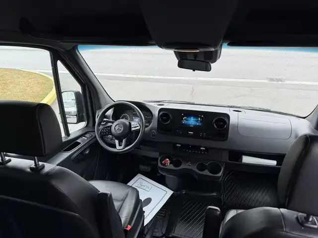 2023 Mercedes-Benz Sprinter Van - Photo 9