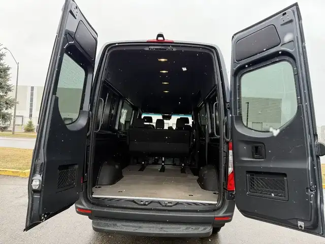 2023 Mercedes-Benz Sprinter Van - Photo 18