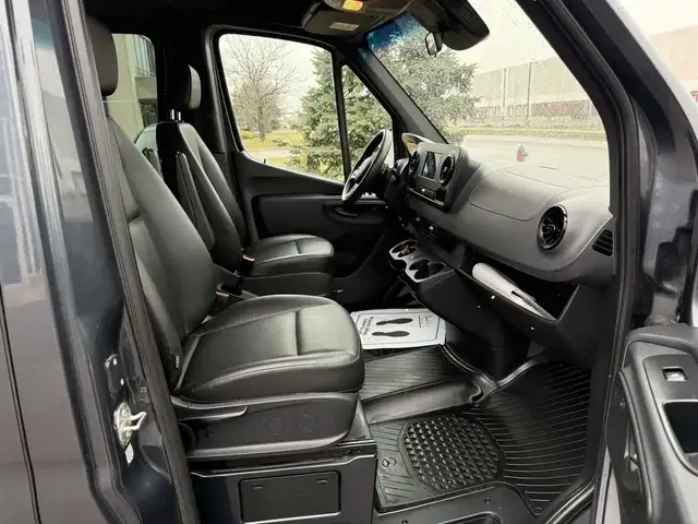 2023 Mercedes-Benz Sprinter Van - Photo 19