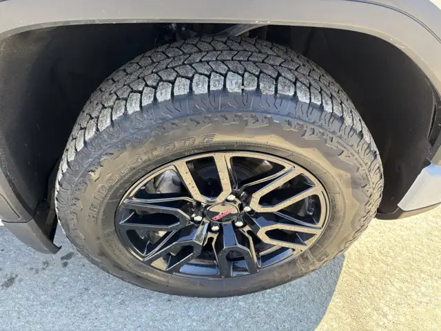 2025 GMC Sierra 1500 Elevation,X31 , V8 - Photo 15