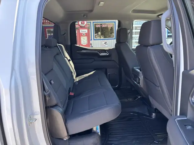 2025 GMC Sierra 1500 Elevation,X31 , V8 - Photo 18
