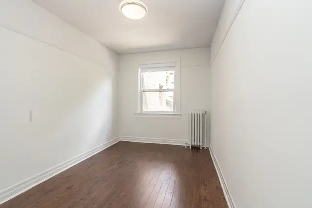 renovated one bedroom, Yonge and Wellesley - ID 1991 - Photo 7