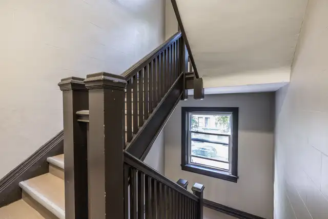 renovated one bedroom, Yonge and Wellesley - ID 1991 - Photo 11