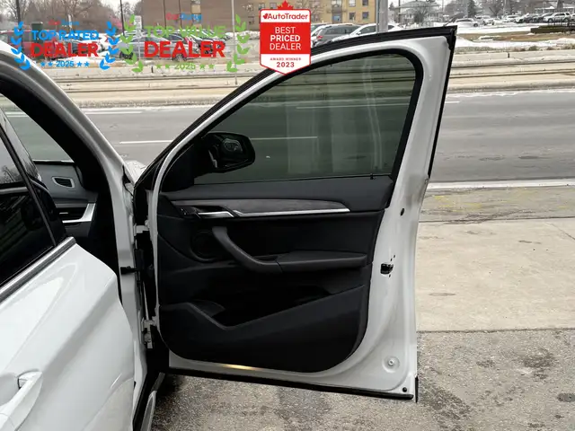 2016 BMW X1 | PREMIUM | PANO | HUD | NAVI - Photo 28