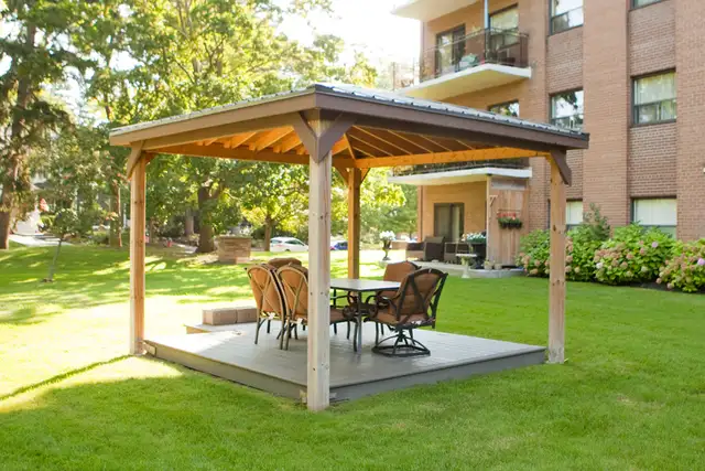 Premium 2-bedroom Apt Rental in the Heart of Downtown Oakville - Photo 13