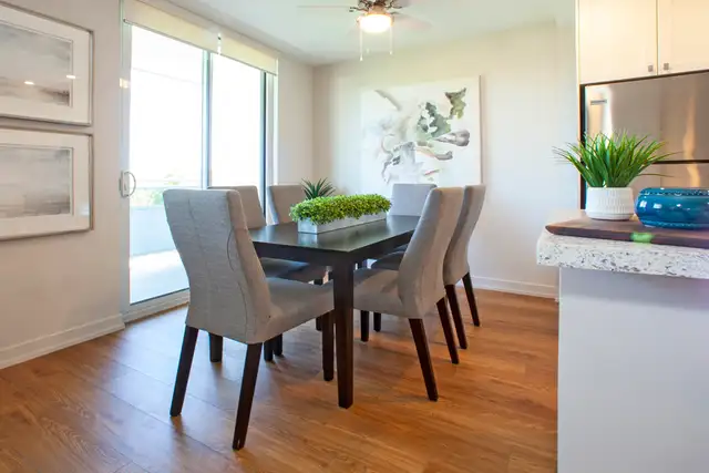 2-Bedroom Penthouse Apt. for Rent in the Heart of Oakville! - Photo 6